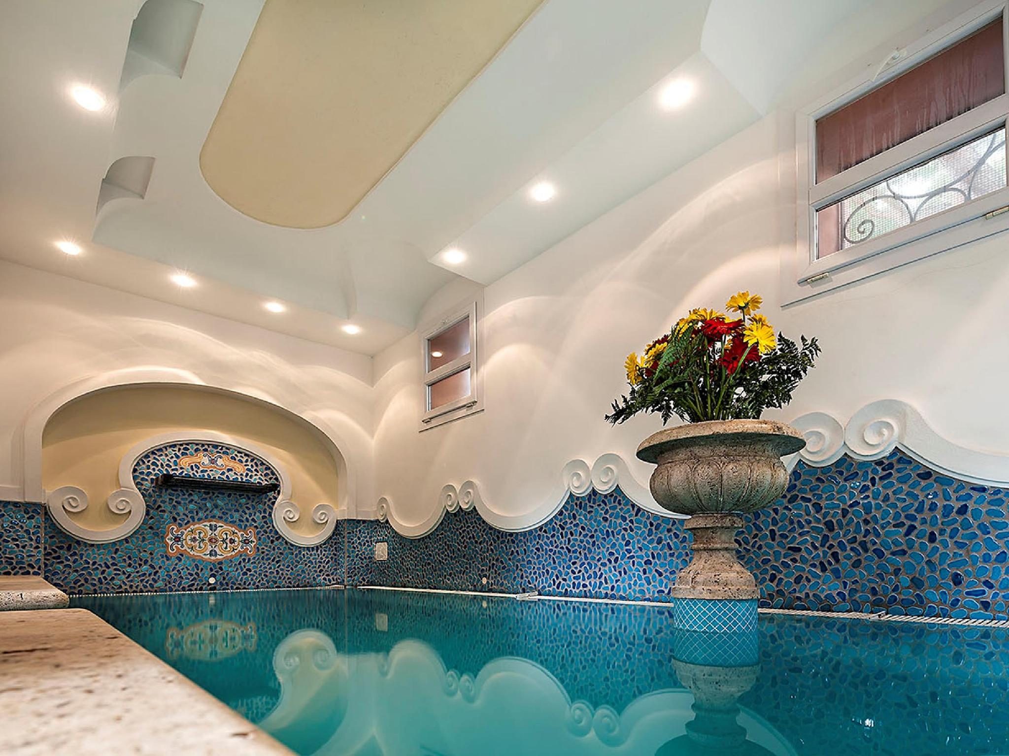 Dịch vụ chăm sóc sắc đẹp