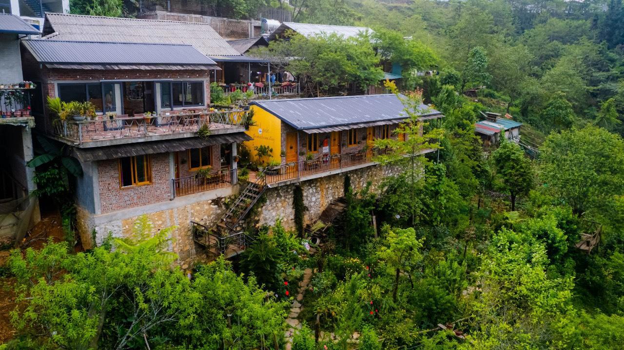 Ngoại cảnh khách sạn