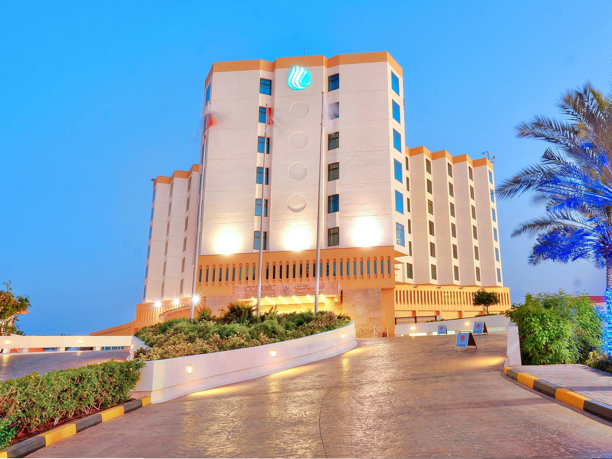 Ngoại cảnh khách sạn