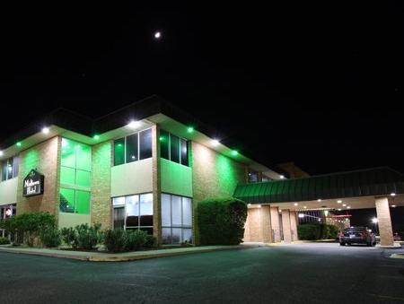 Ngoại cảnh khách sạn