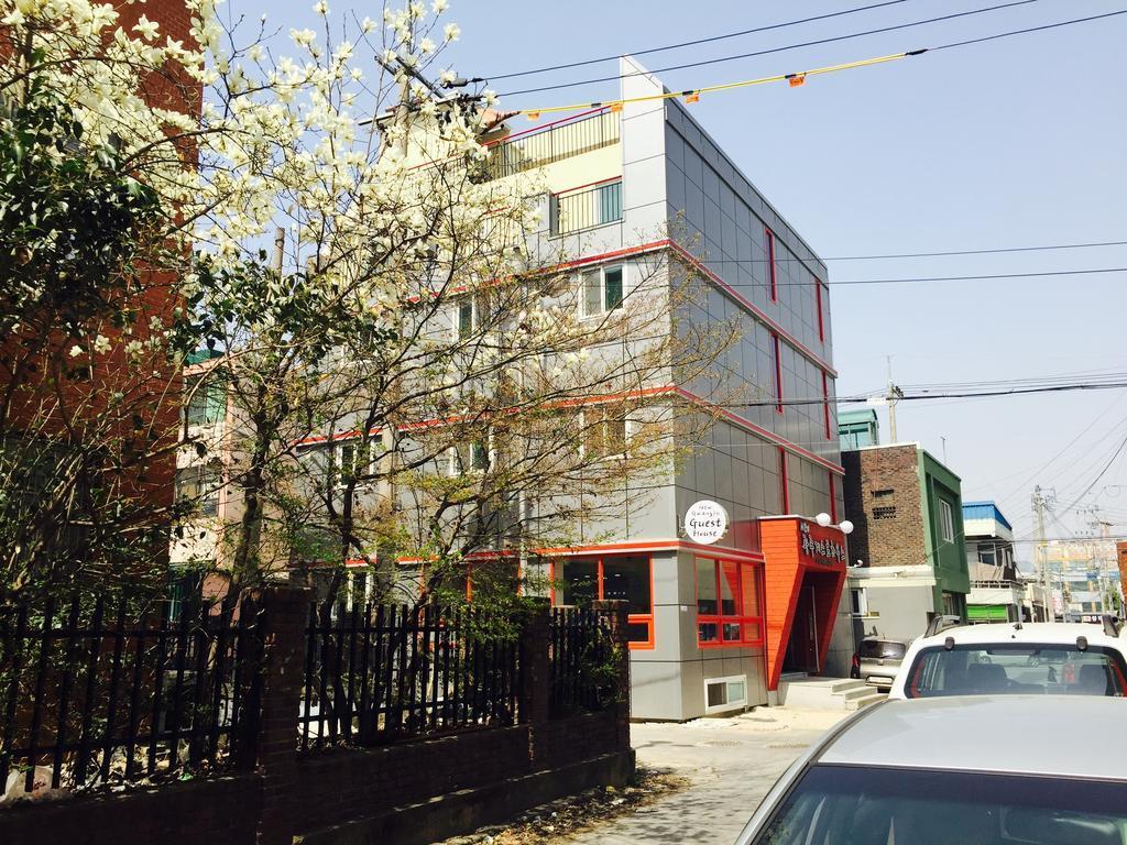 Ngoại cảnh khách sạn