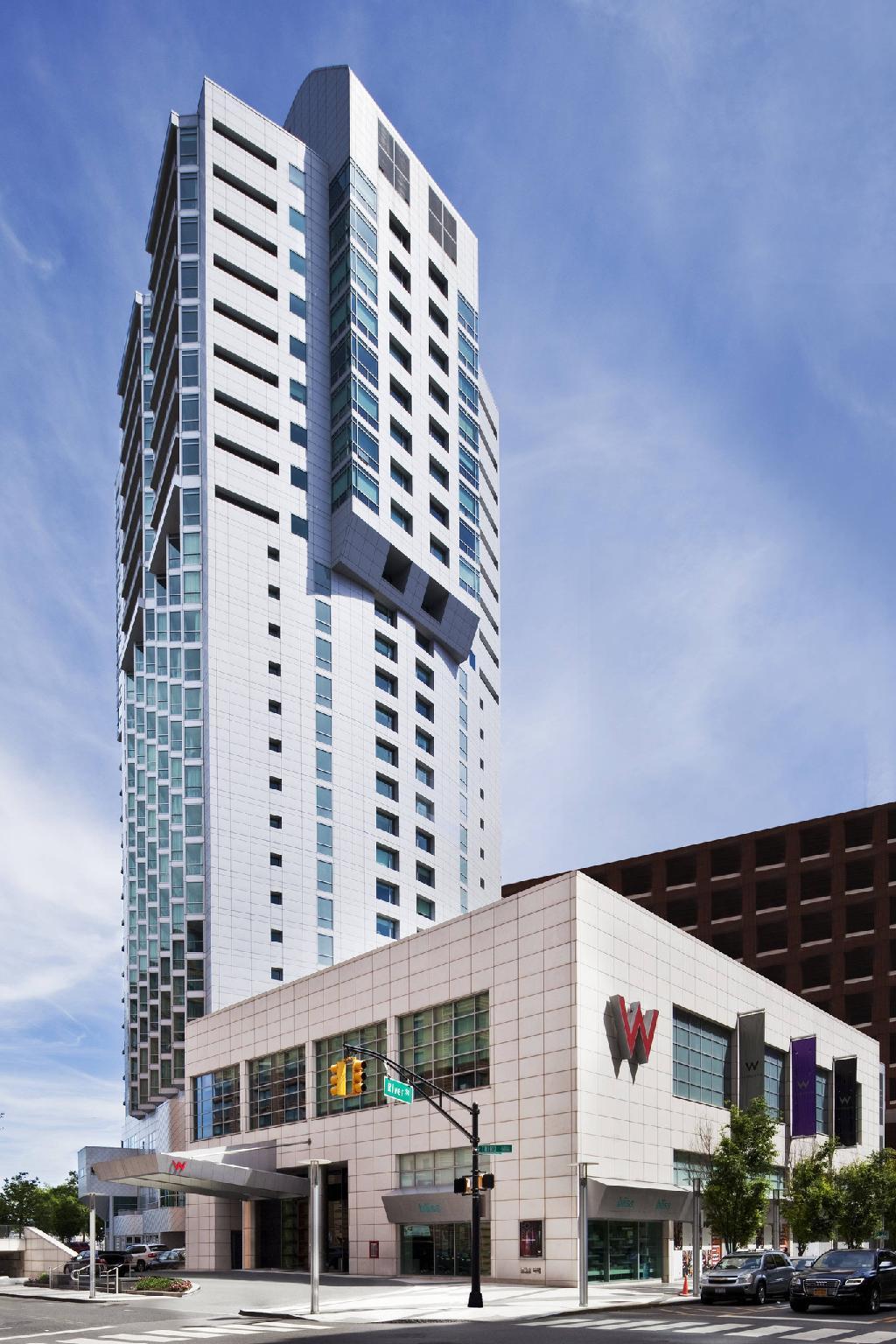 Ngoại cảnh khách sạn