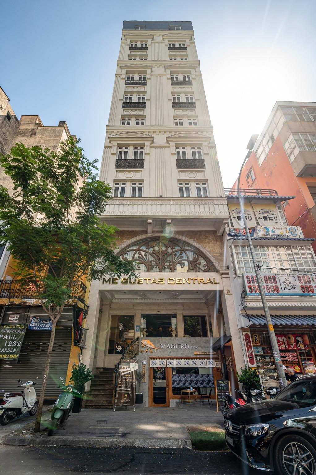 Ngoại cảnh khách sạn