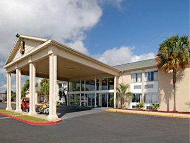 Ngoại cảnh khách sạn