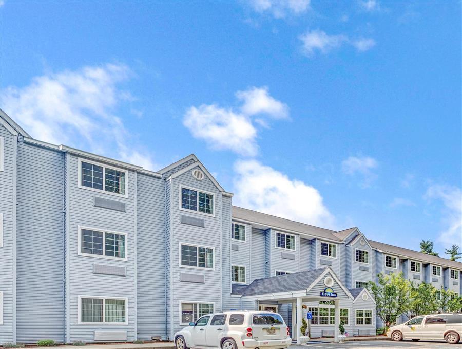 Ngoại cảnh khách sạn