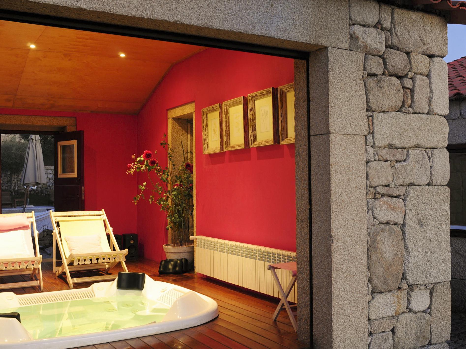 Bồn tắm nước nóng