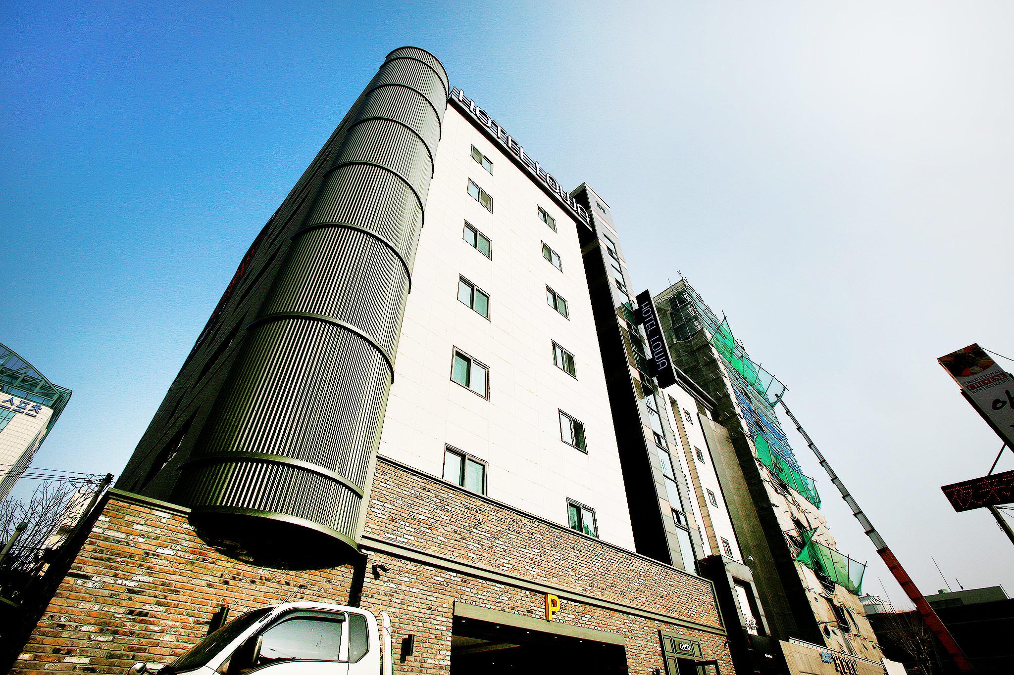 Ngoại cảnh khách sạn