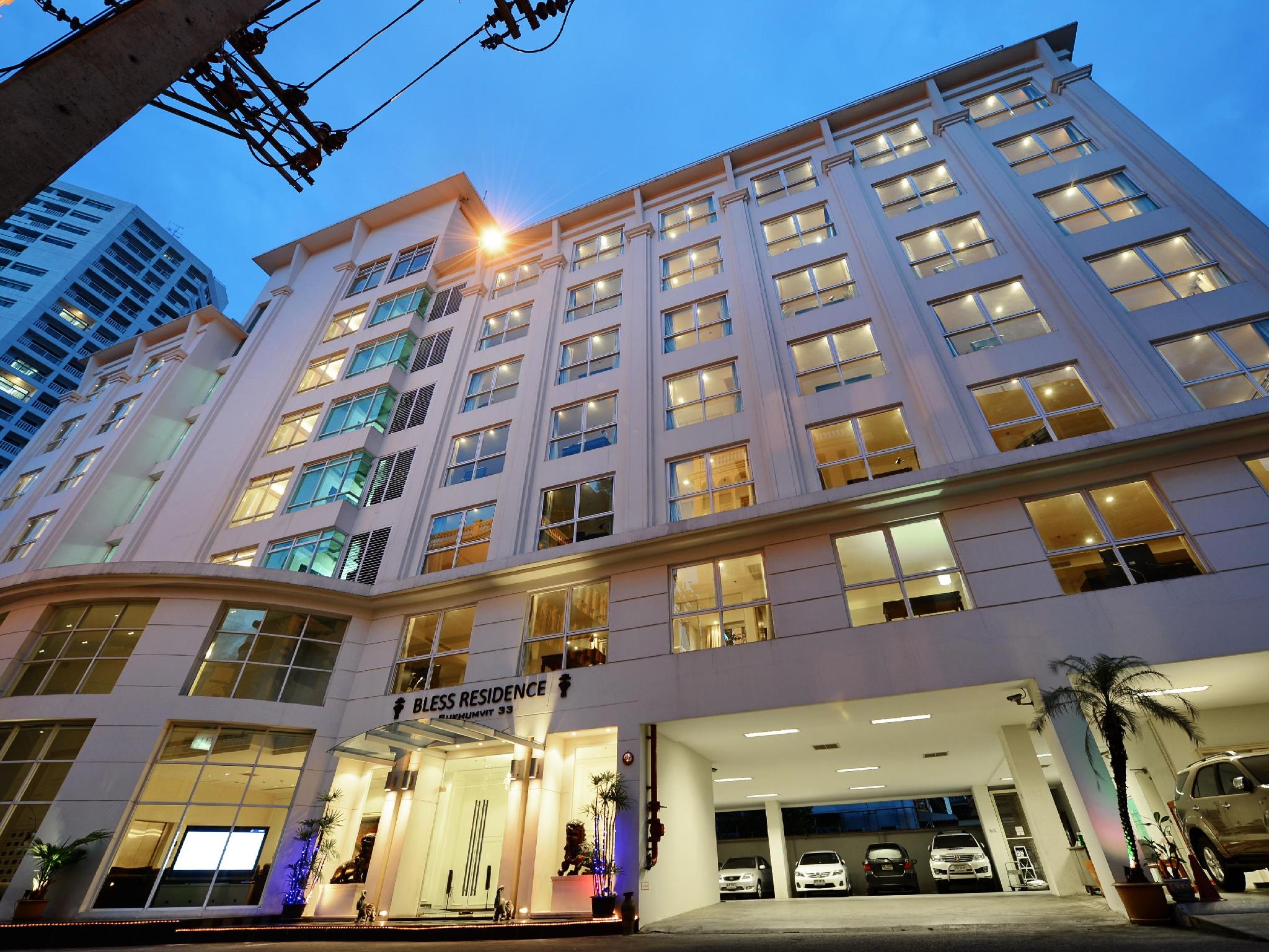 Ngoại cảnh khách sạn