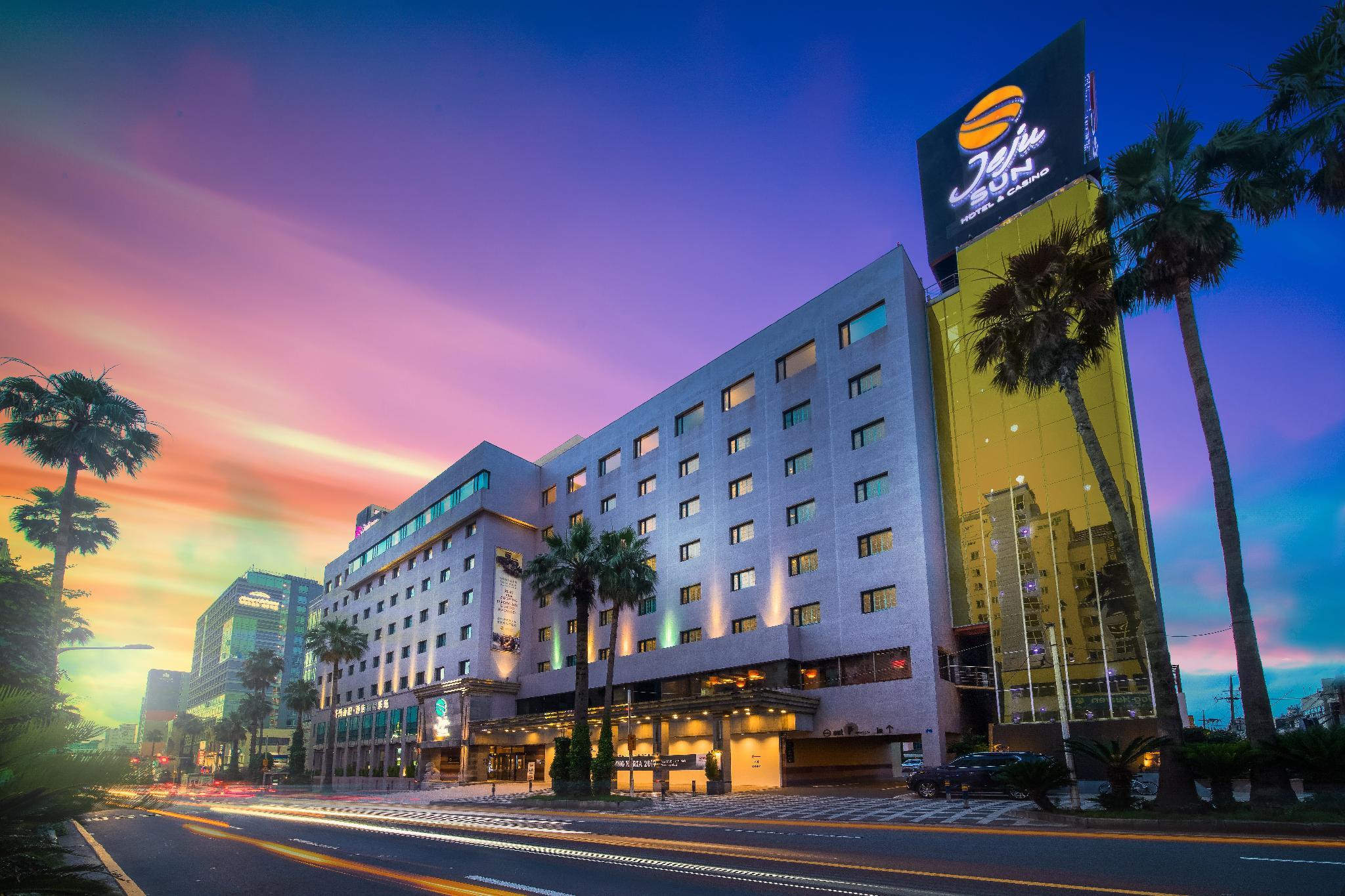 Ngoại cảnh khách sạn