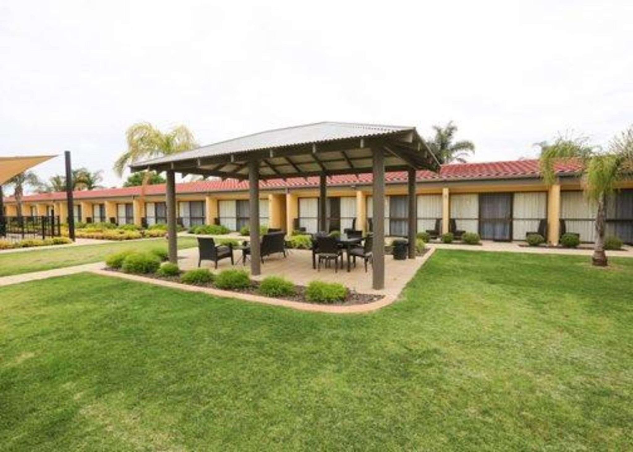 Ngoại cảnh khách sạn