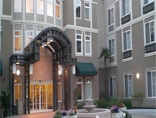 Ngoại cảnh khách sạn