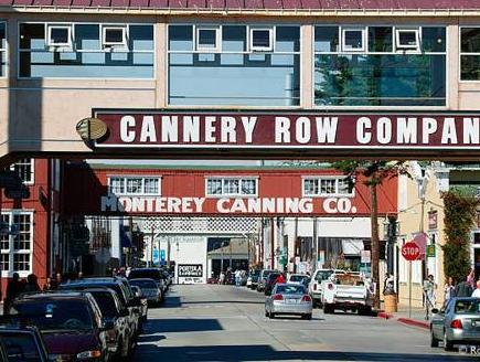 Khu vực xung quanh