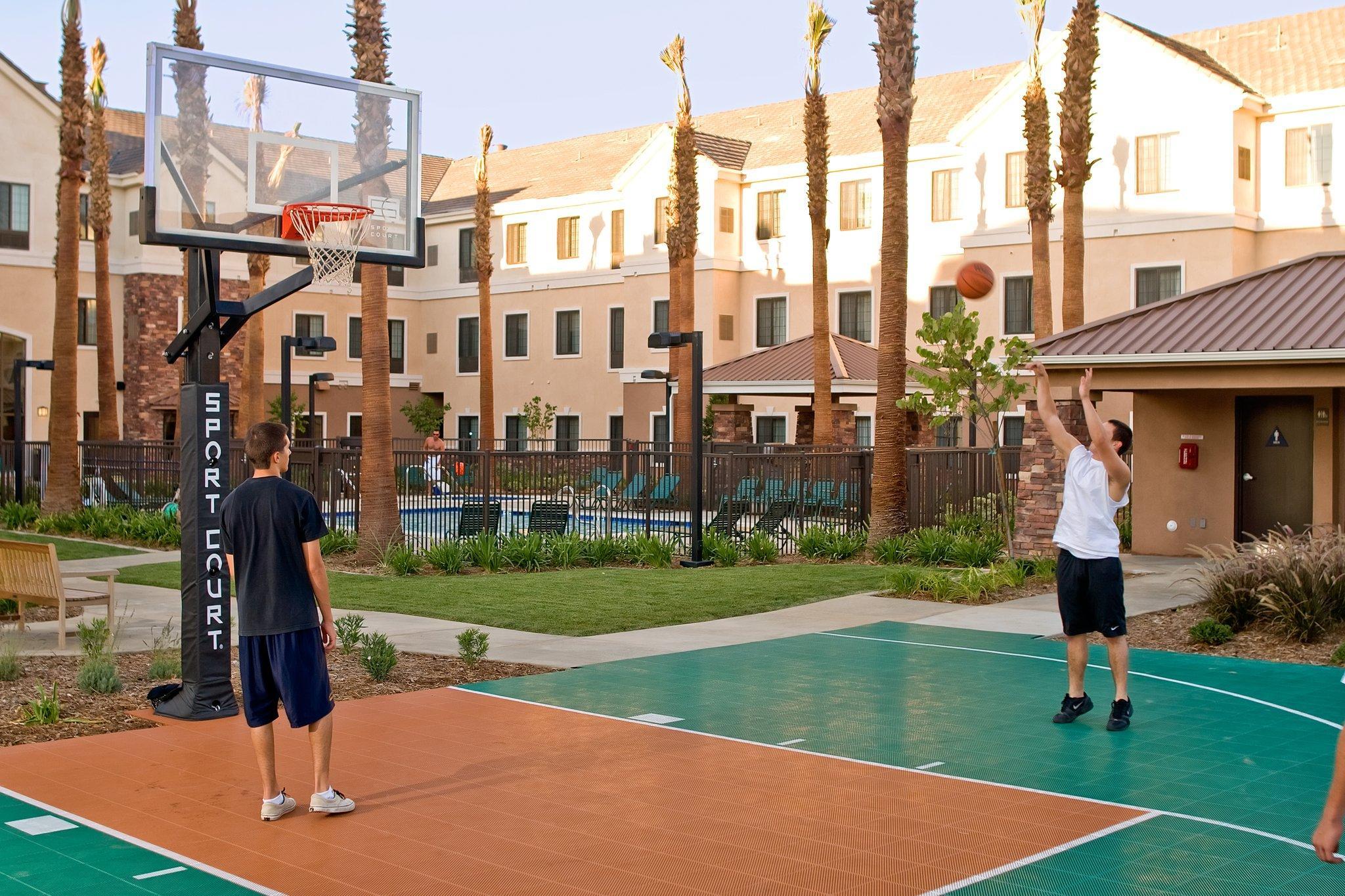 Thể thao và hoạt động