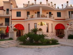 Ngoại cảnh khách sạn