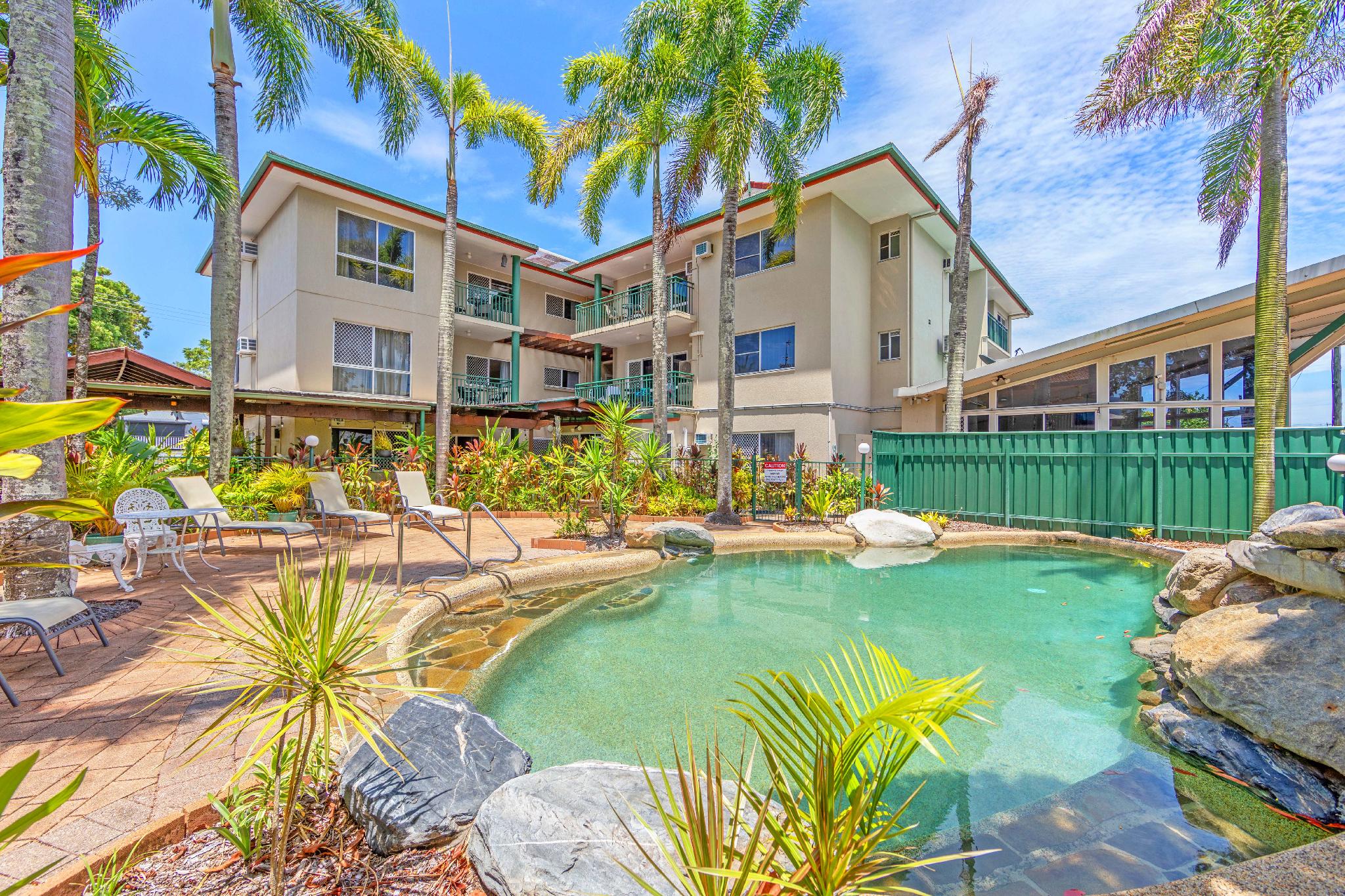 Ngoại cảnh khách sạn