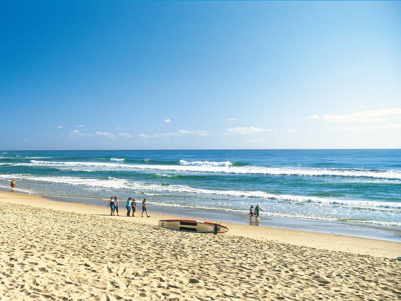 Khu vực xung quanh