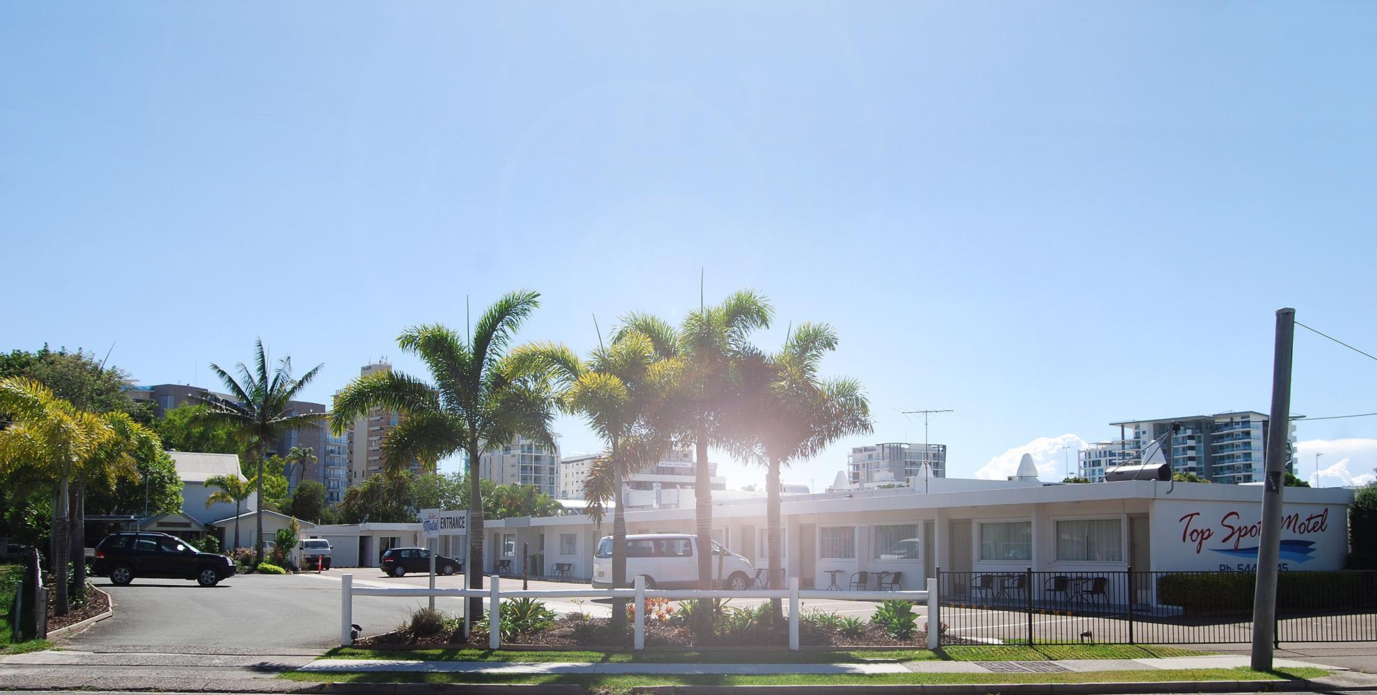 Ngoại cảnh khách sạn