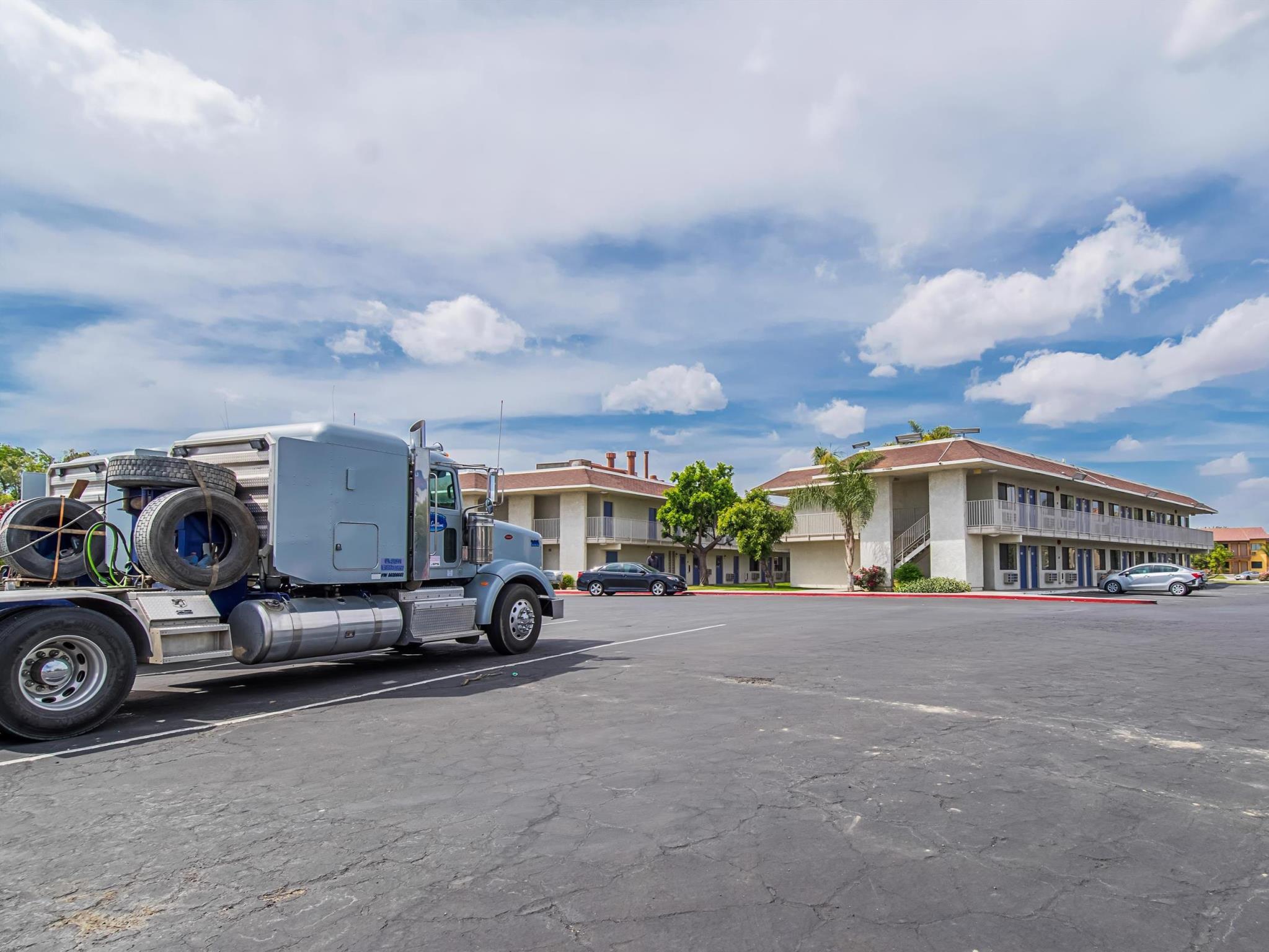 Ngoại cảnh khách sạn