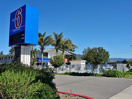 Ngoại cảnh khách sạn