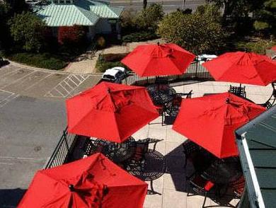 Ngoại cảnh khách sạn