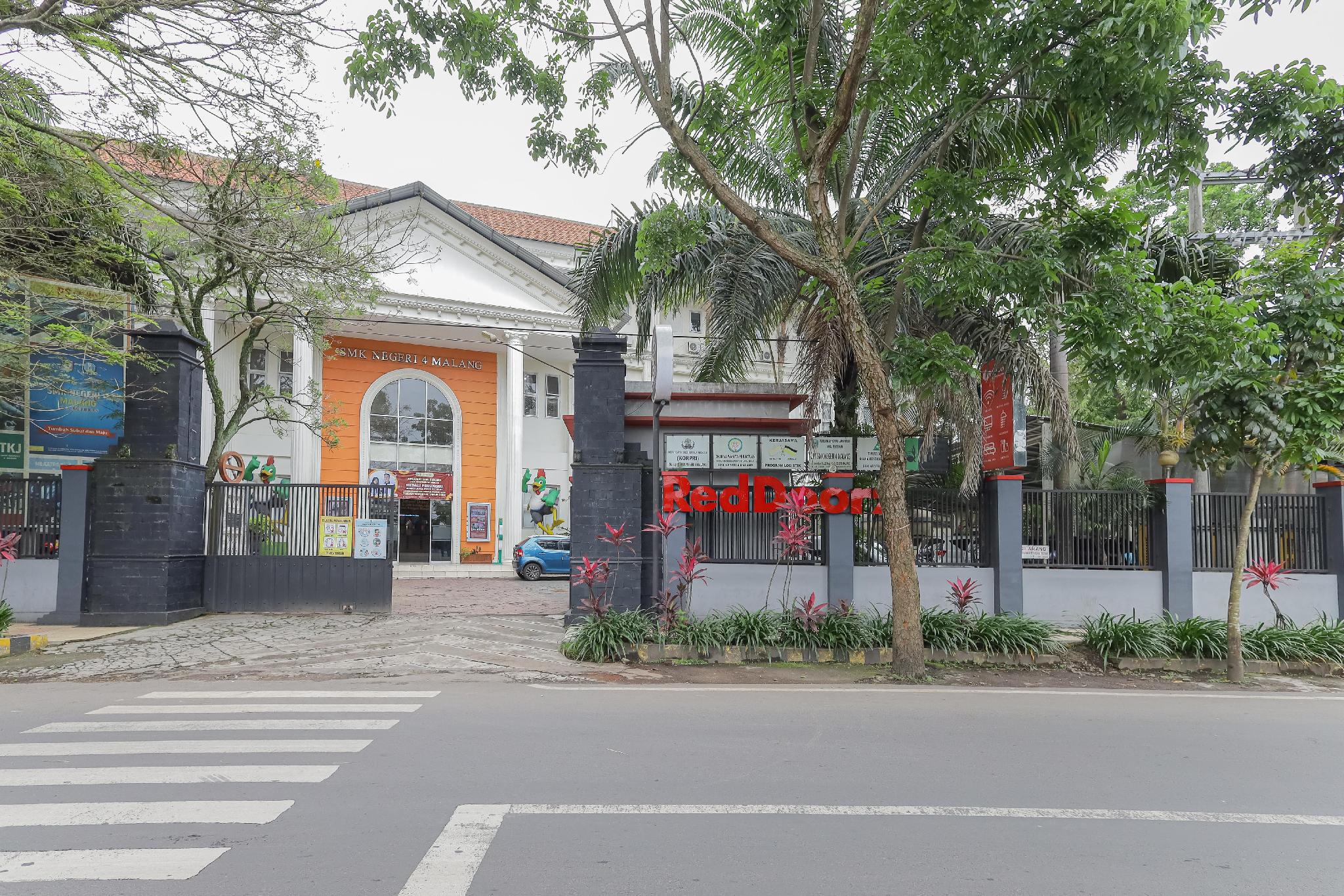 Ngoại cảnh khách sạn