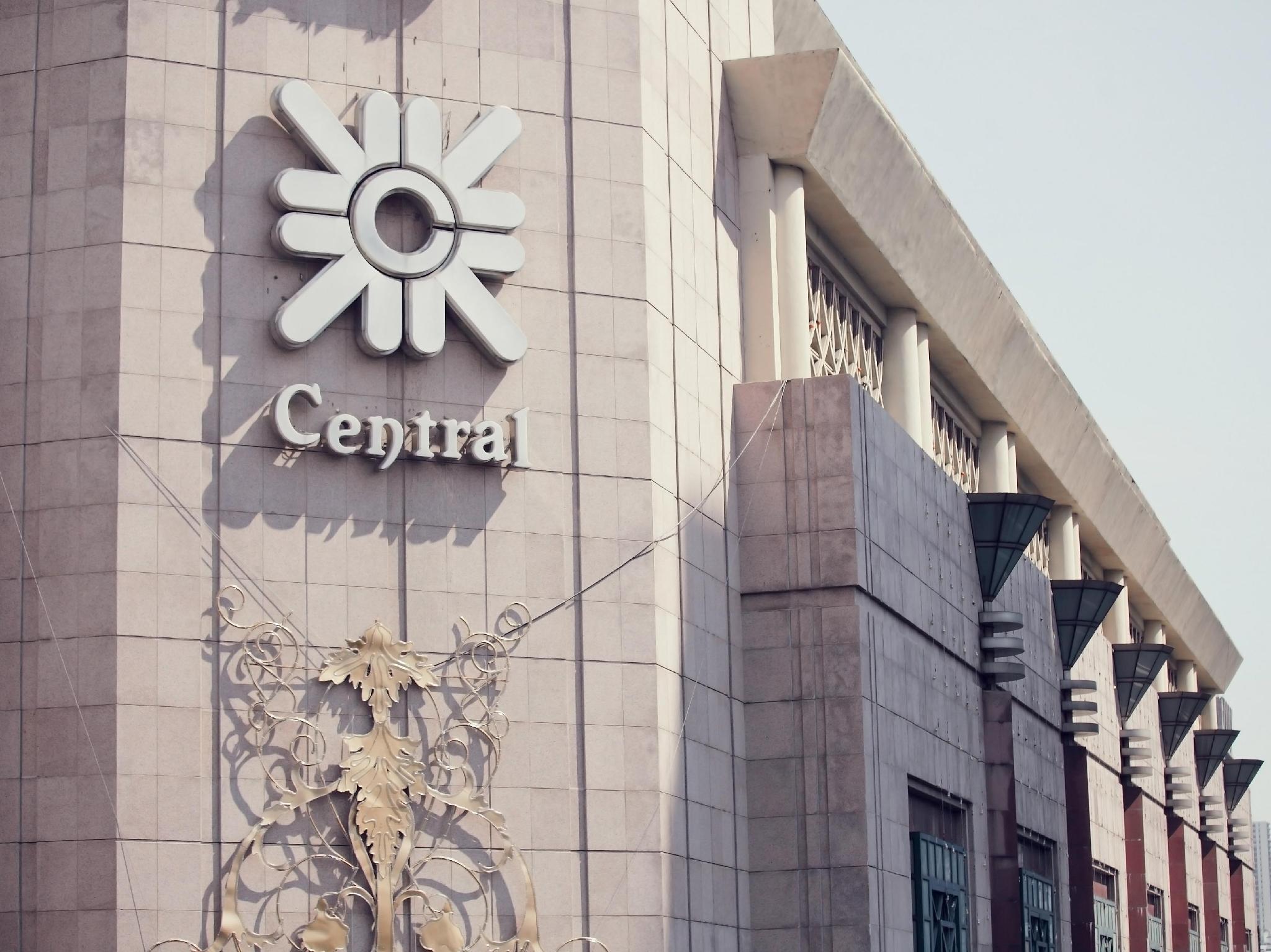 Nơi tham quan gần đây