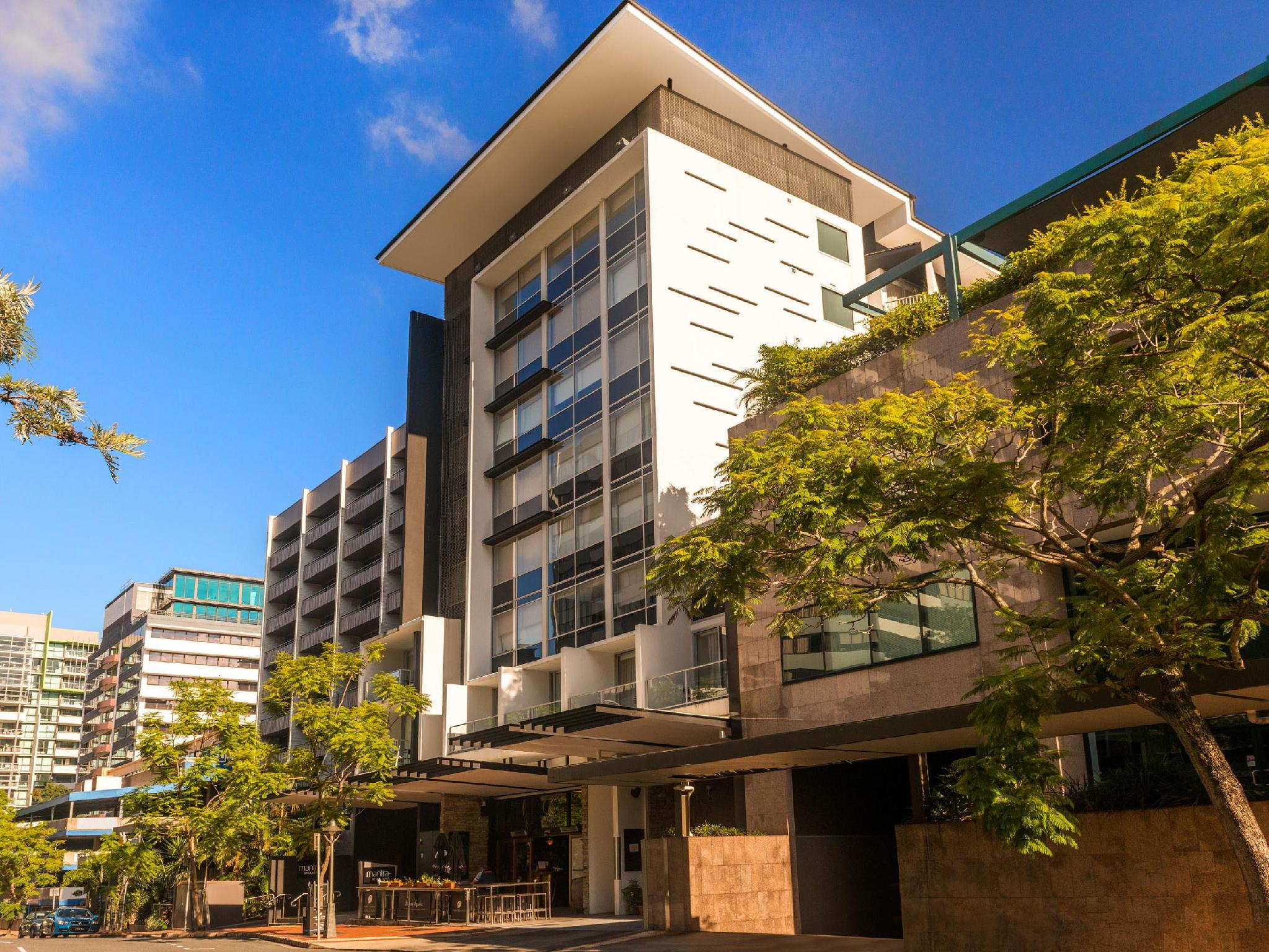 Ngoại cảnh khách sạn