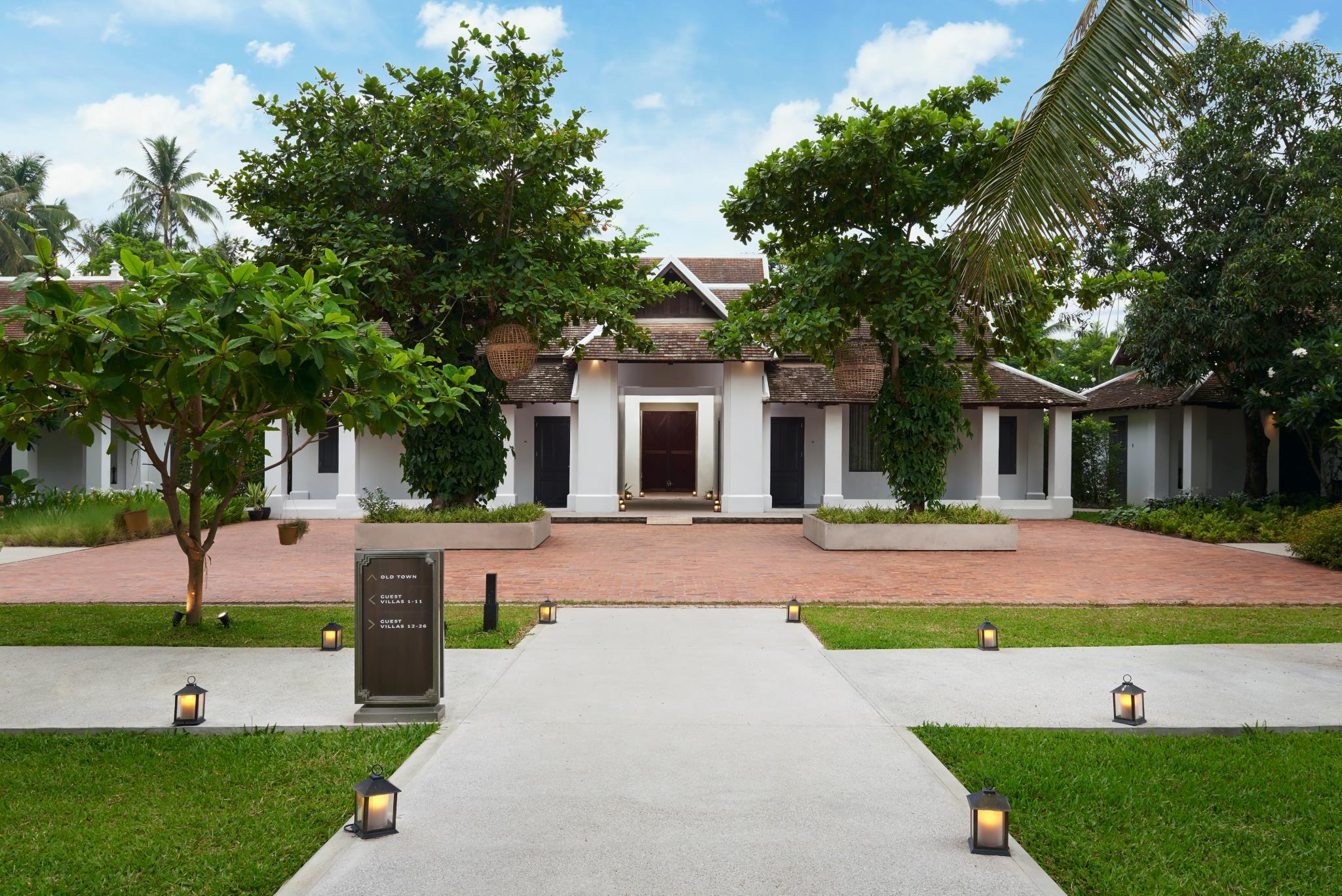 Ngoại cảnh khách sạn