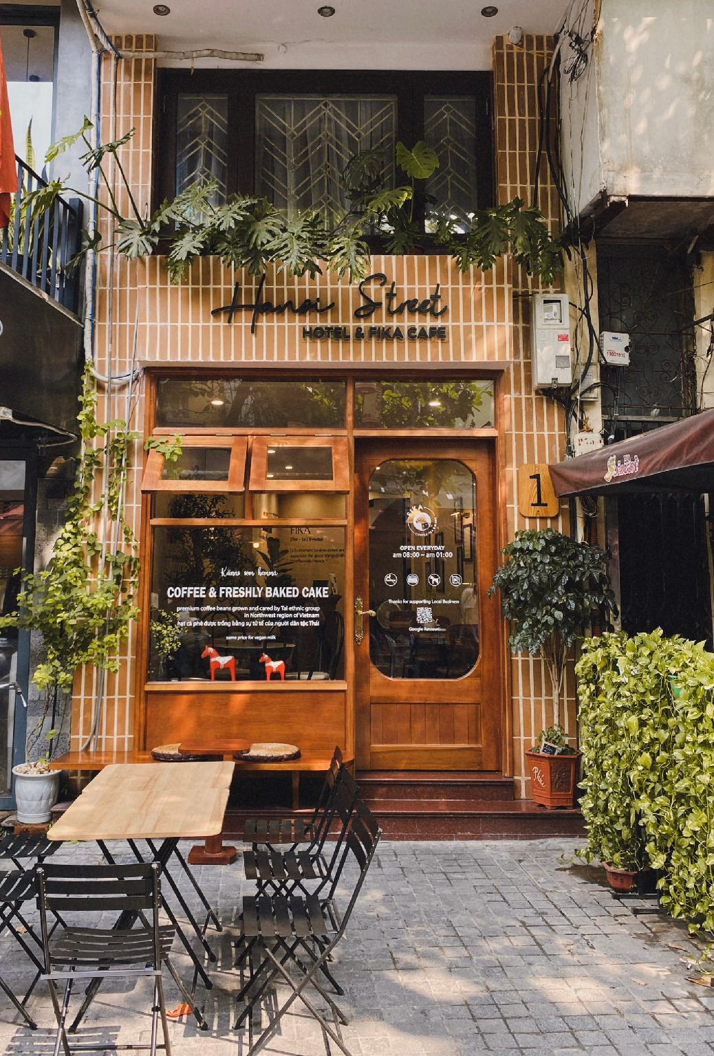 Ngoại cảnh khách sạn