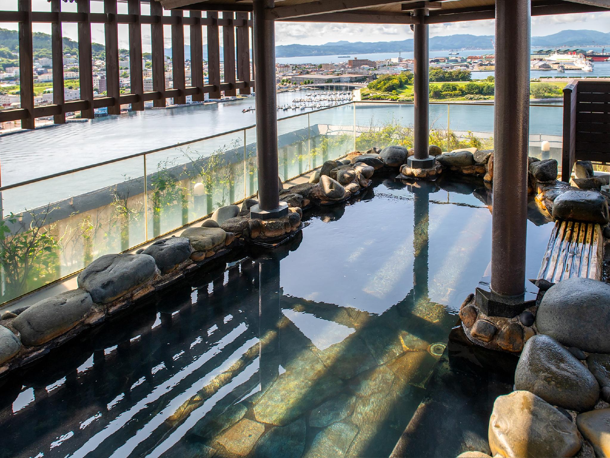 Bồn tắm lộ thiên