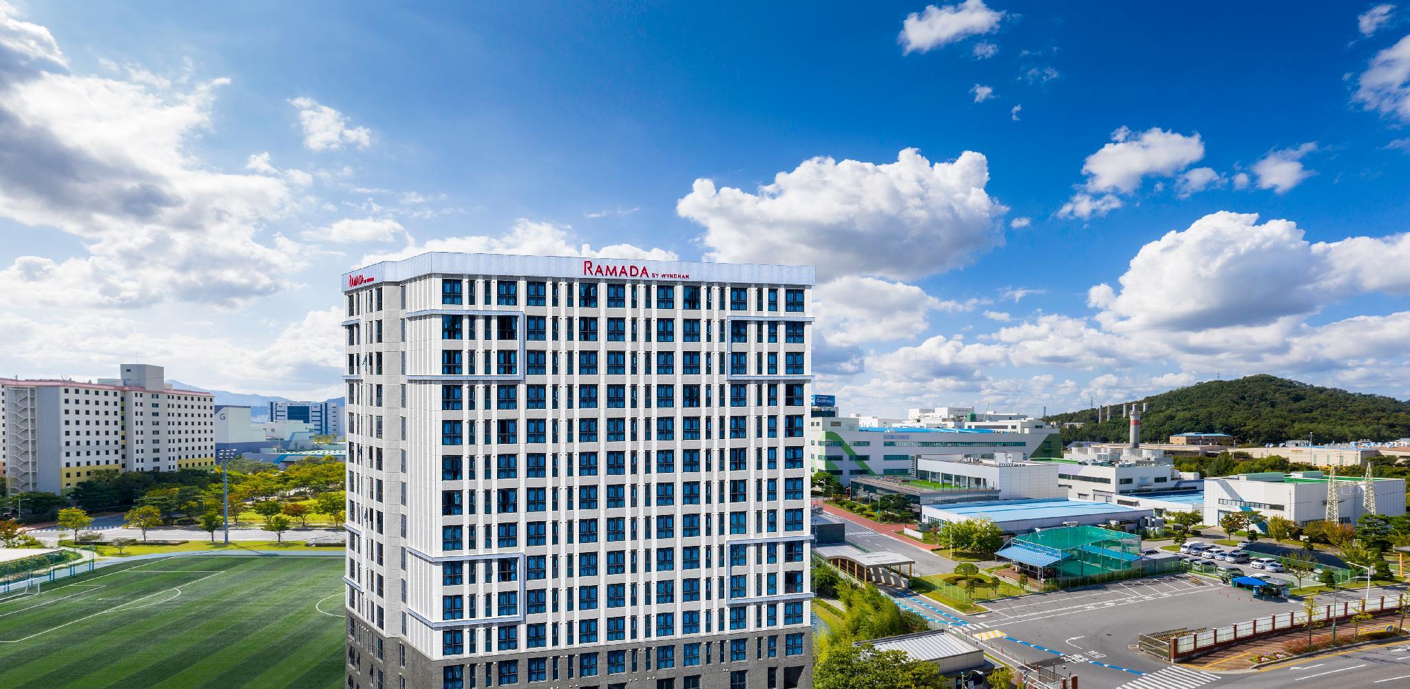 Ngoại cảnh khách sạn