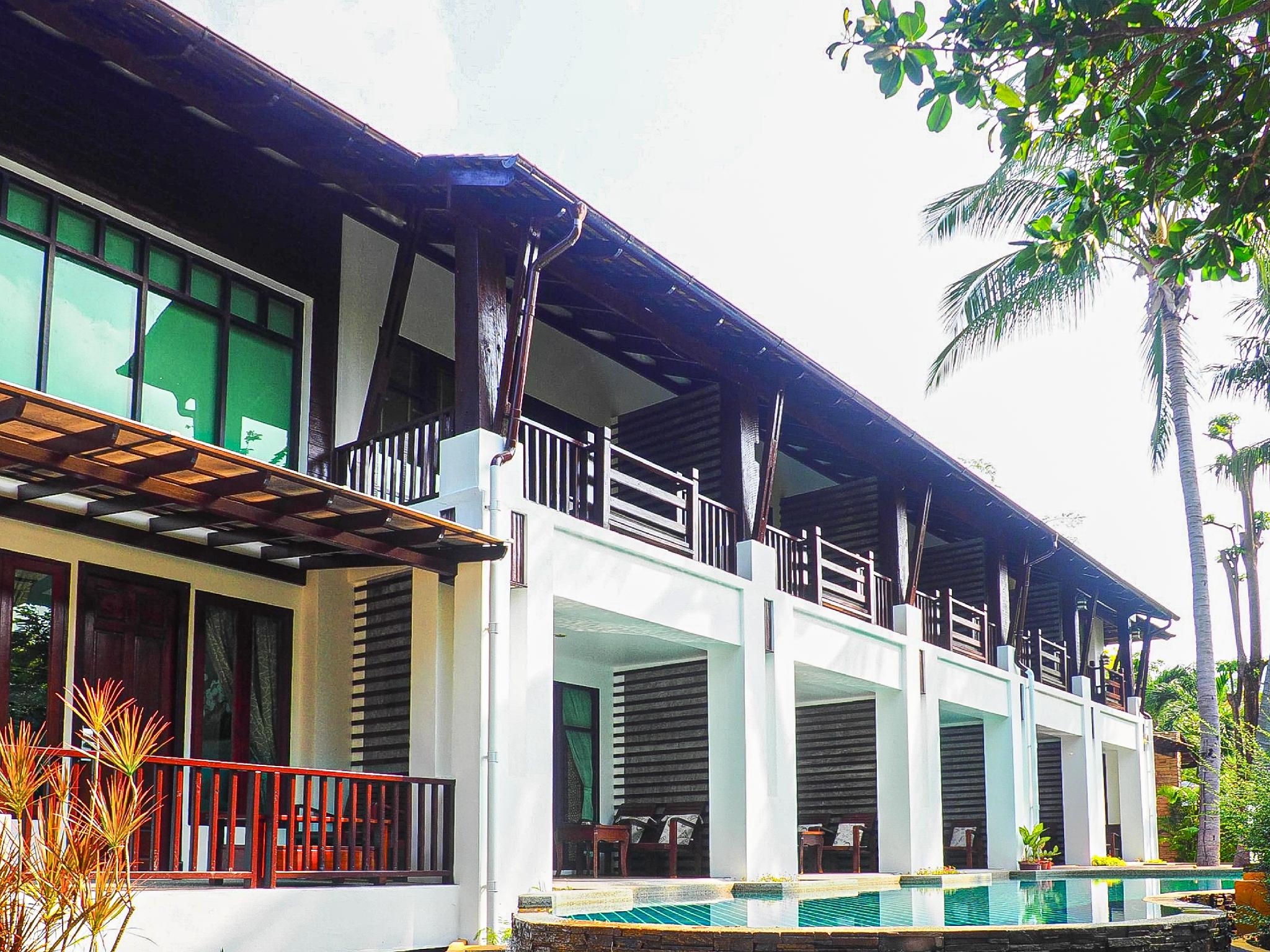 Ngoại cảnh khách sạn