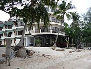 Ngoại cảnh khách sạn