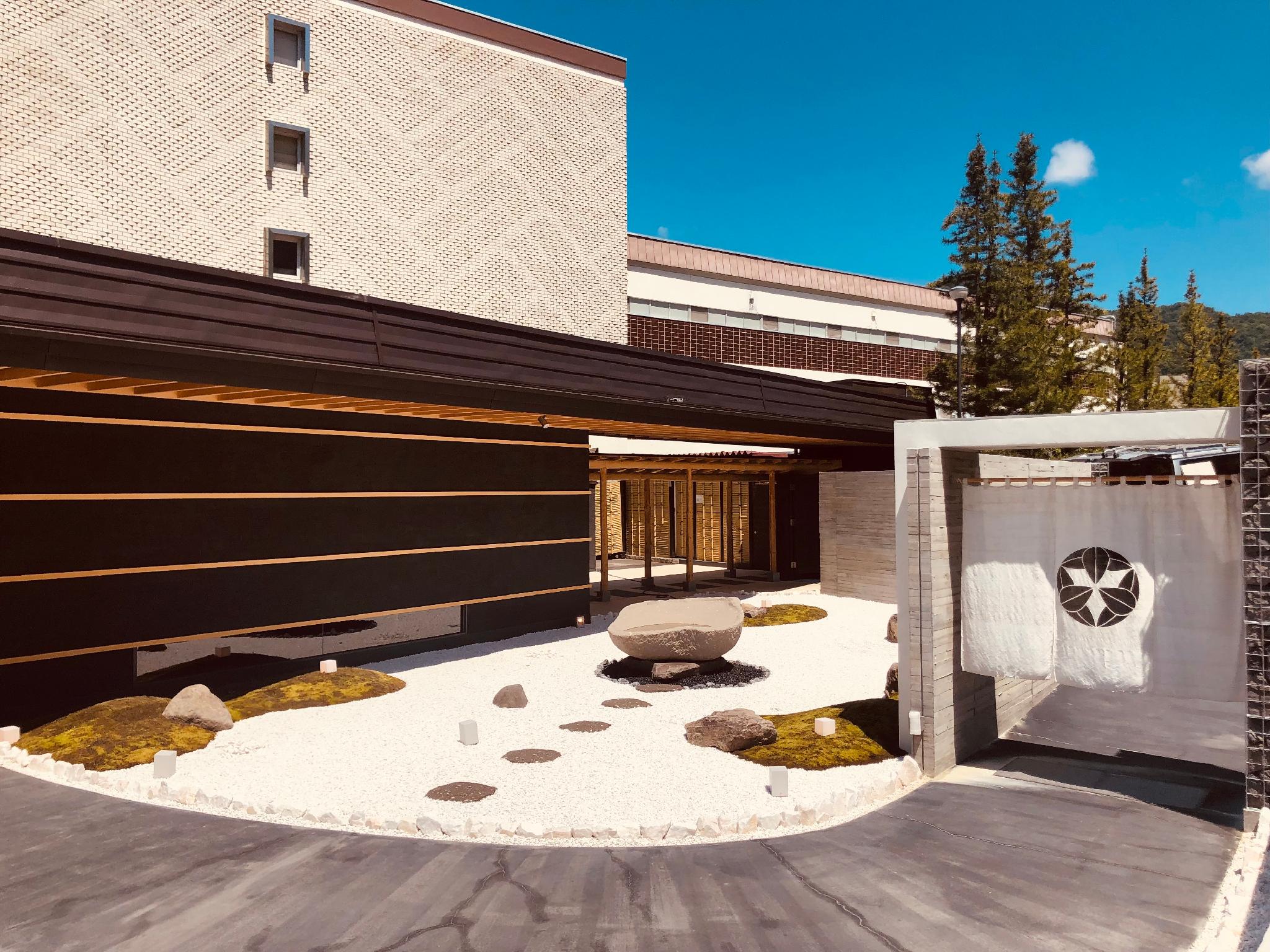 Ngoại cảnh khách sạn