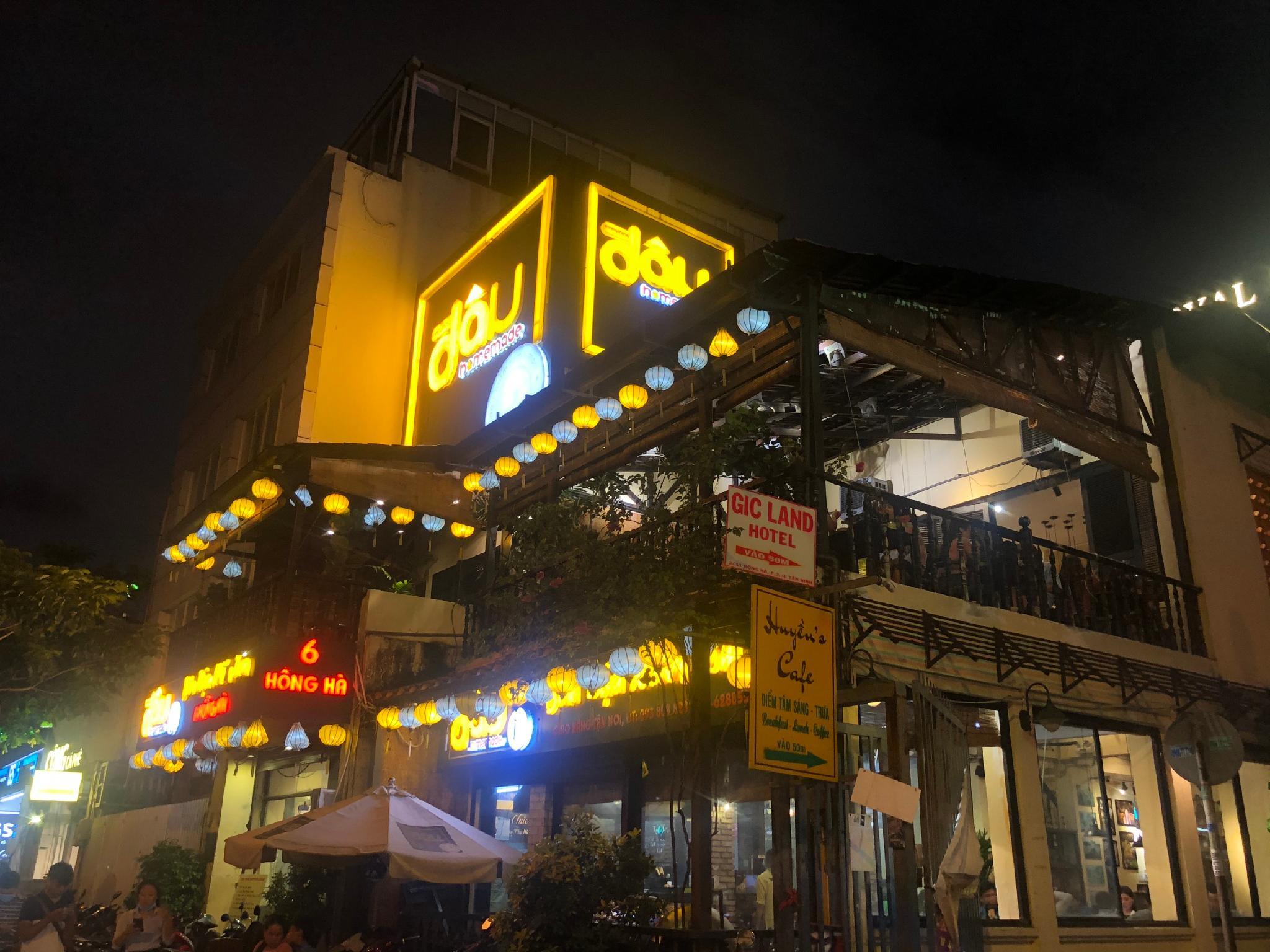 Khu vực xung quanh