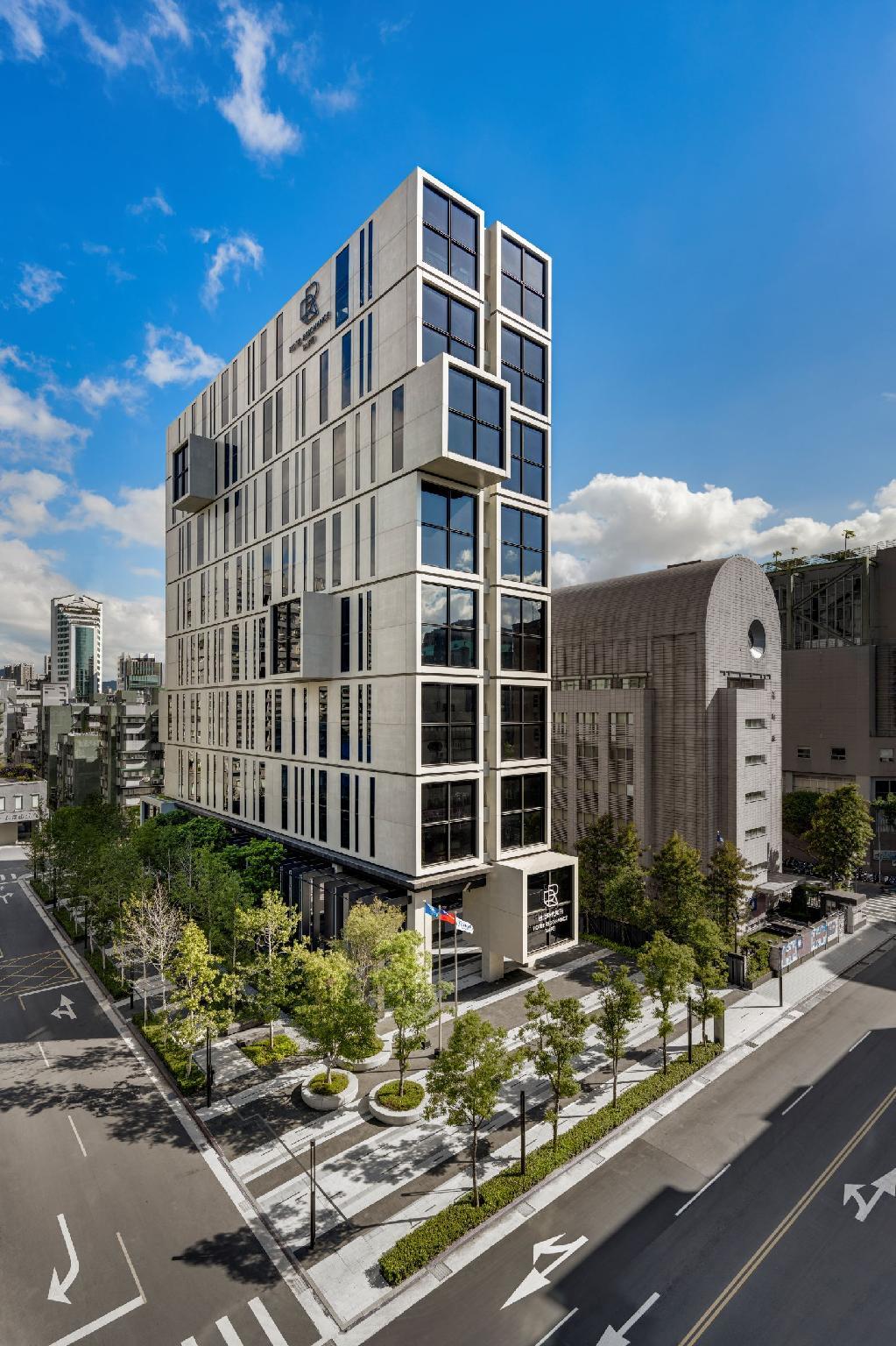 Ngoại cảnh khách sạn