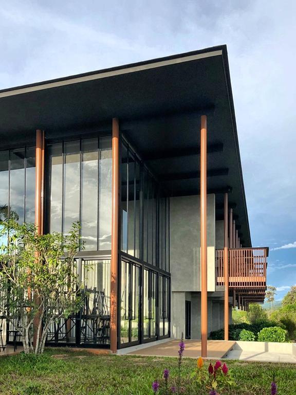 Ngoại cảnh khách sạn