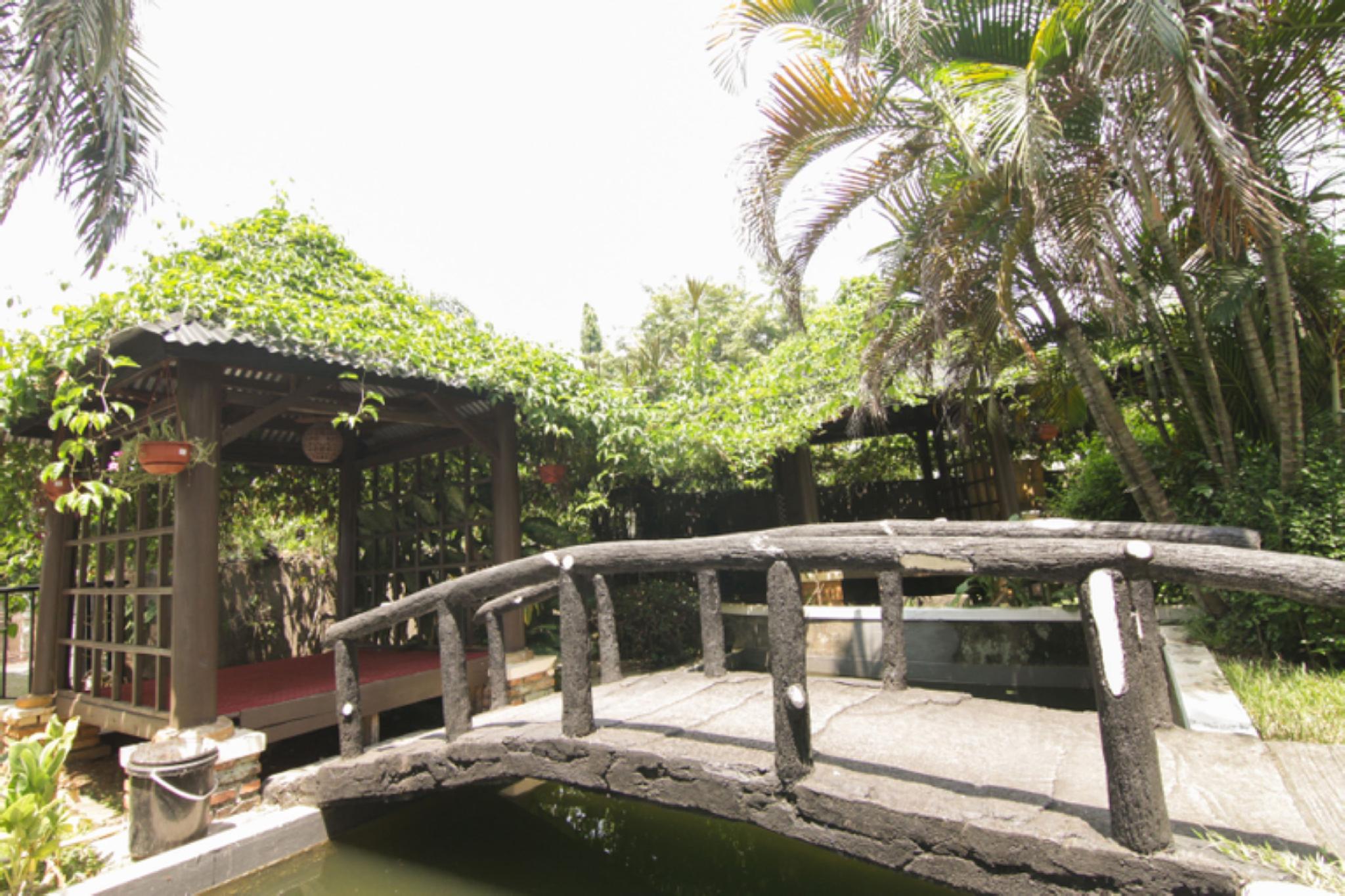 Ngoại cảnh khách sạn