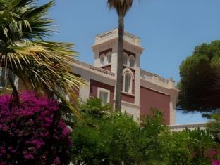 Ngoại cảnh khách sạn