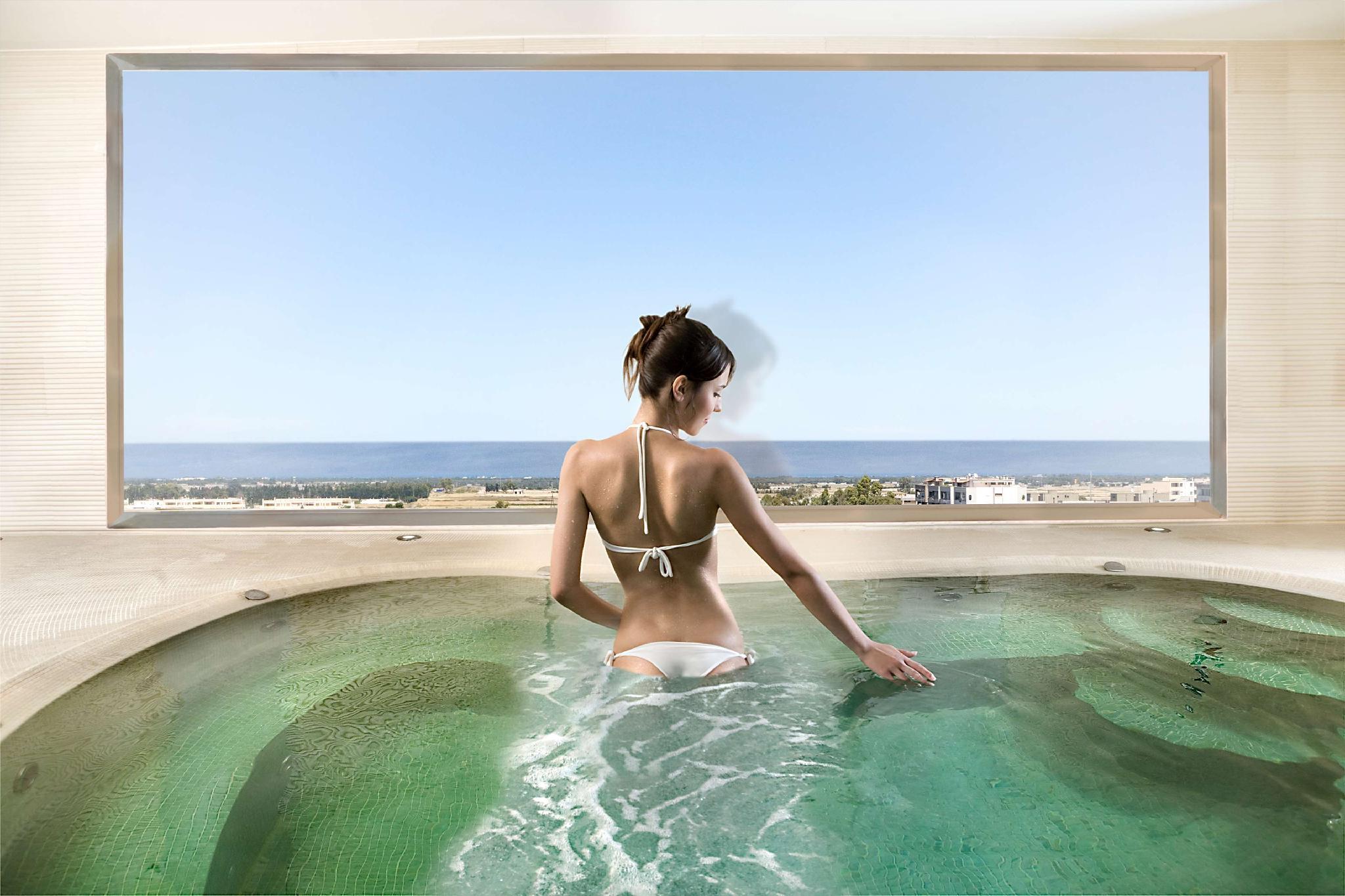 Bồn tắm nước nóng