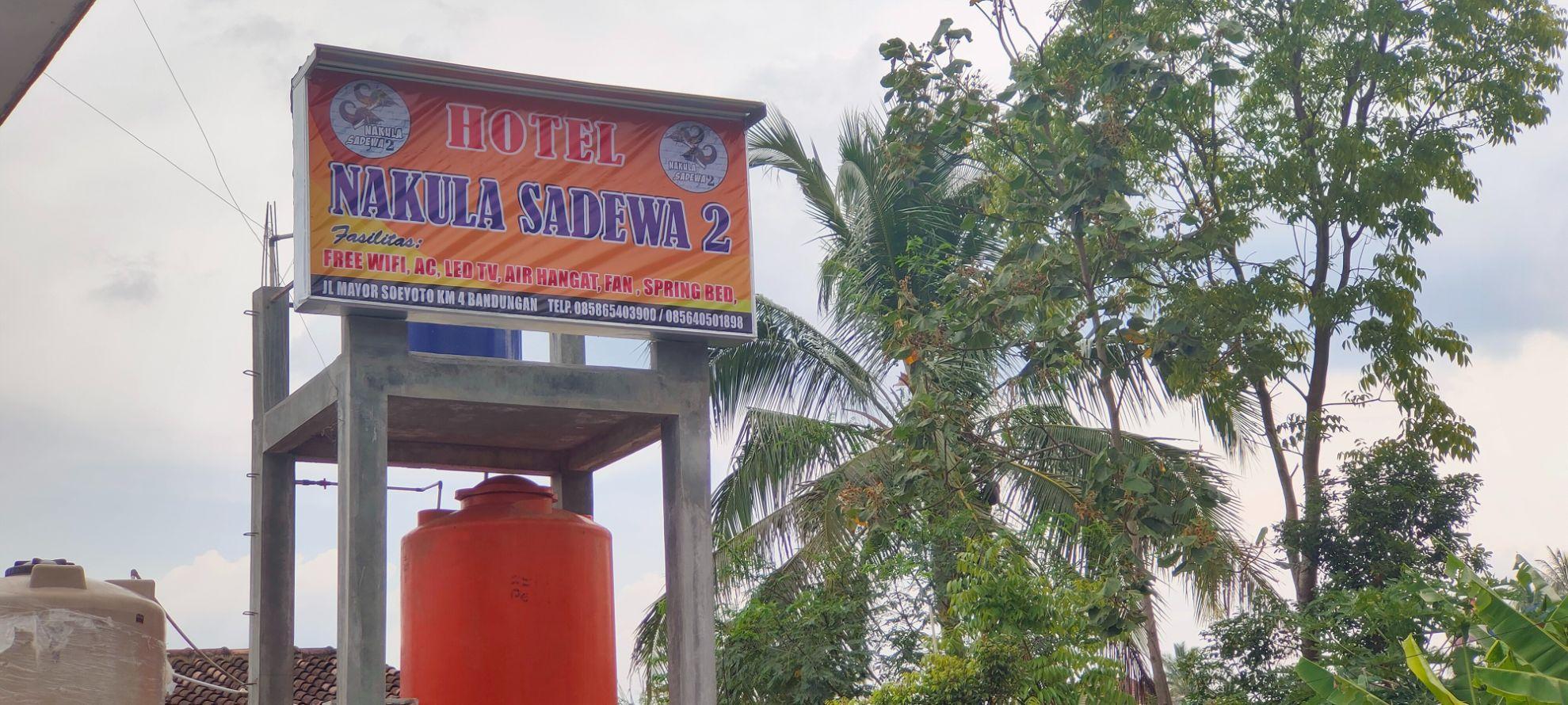 Ngoại cảnh khách sạn