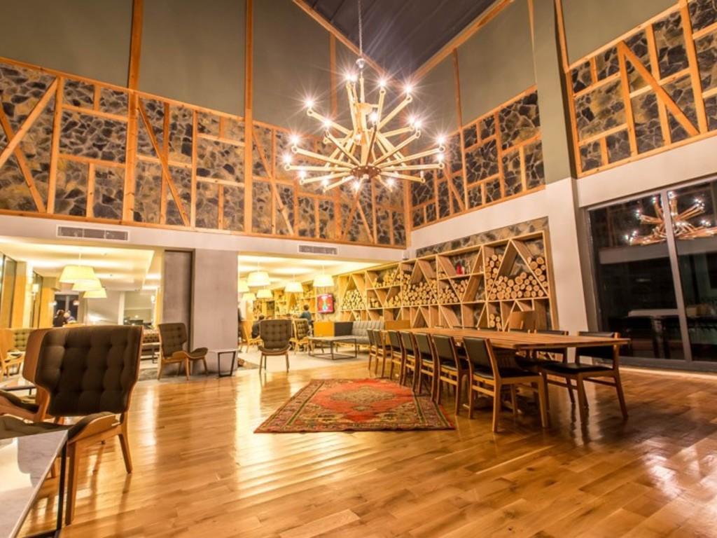 Ngoại cảnh khách sạn