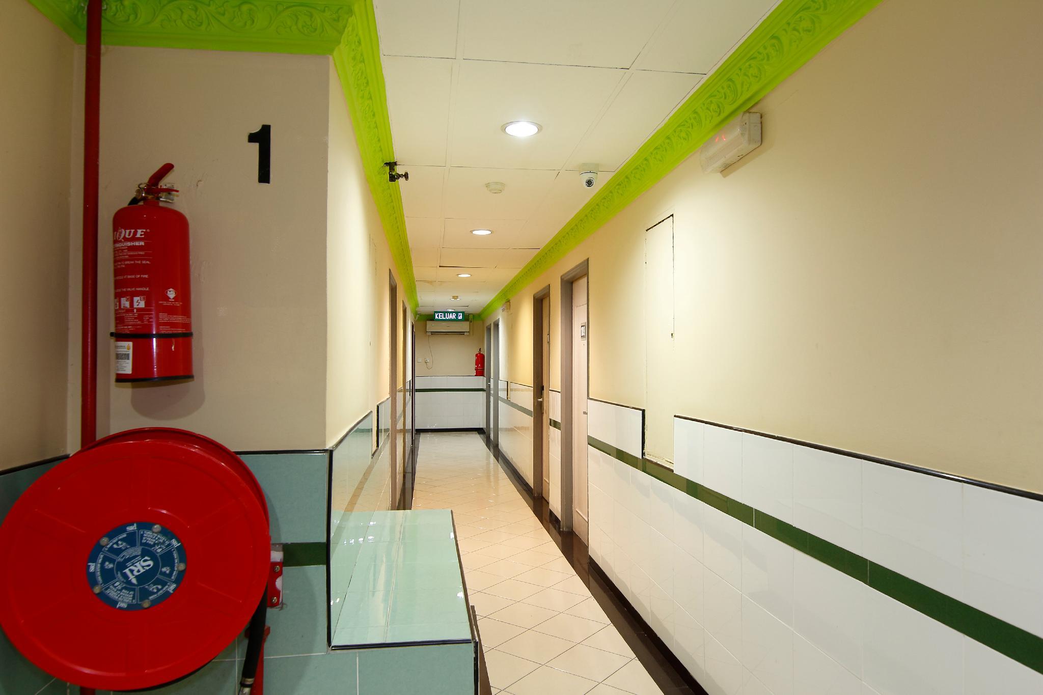 Khu vực xung quanh