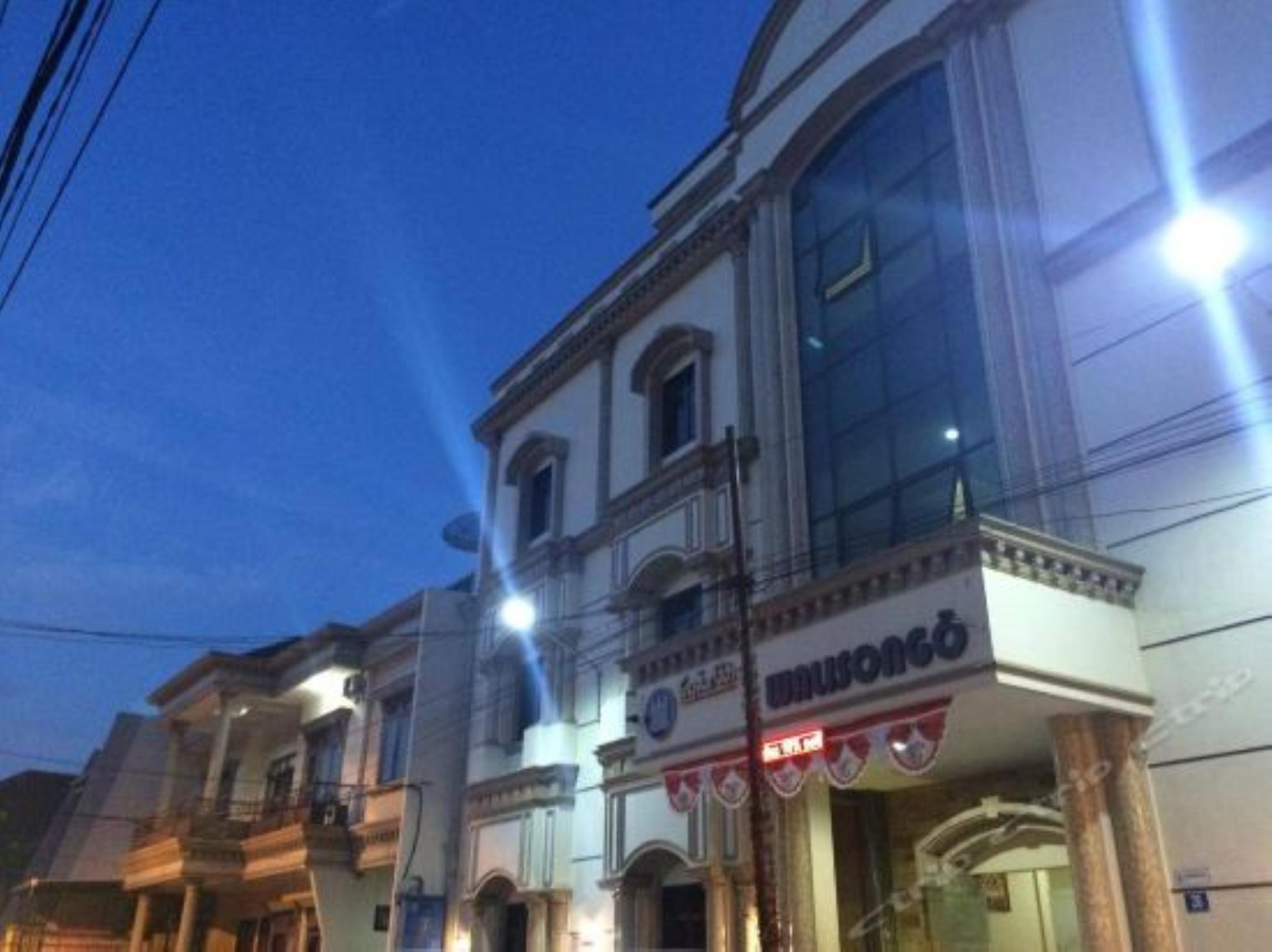 Ngoại cảnh khách sạn