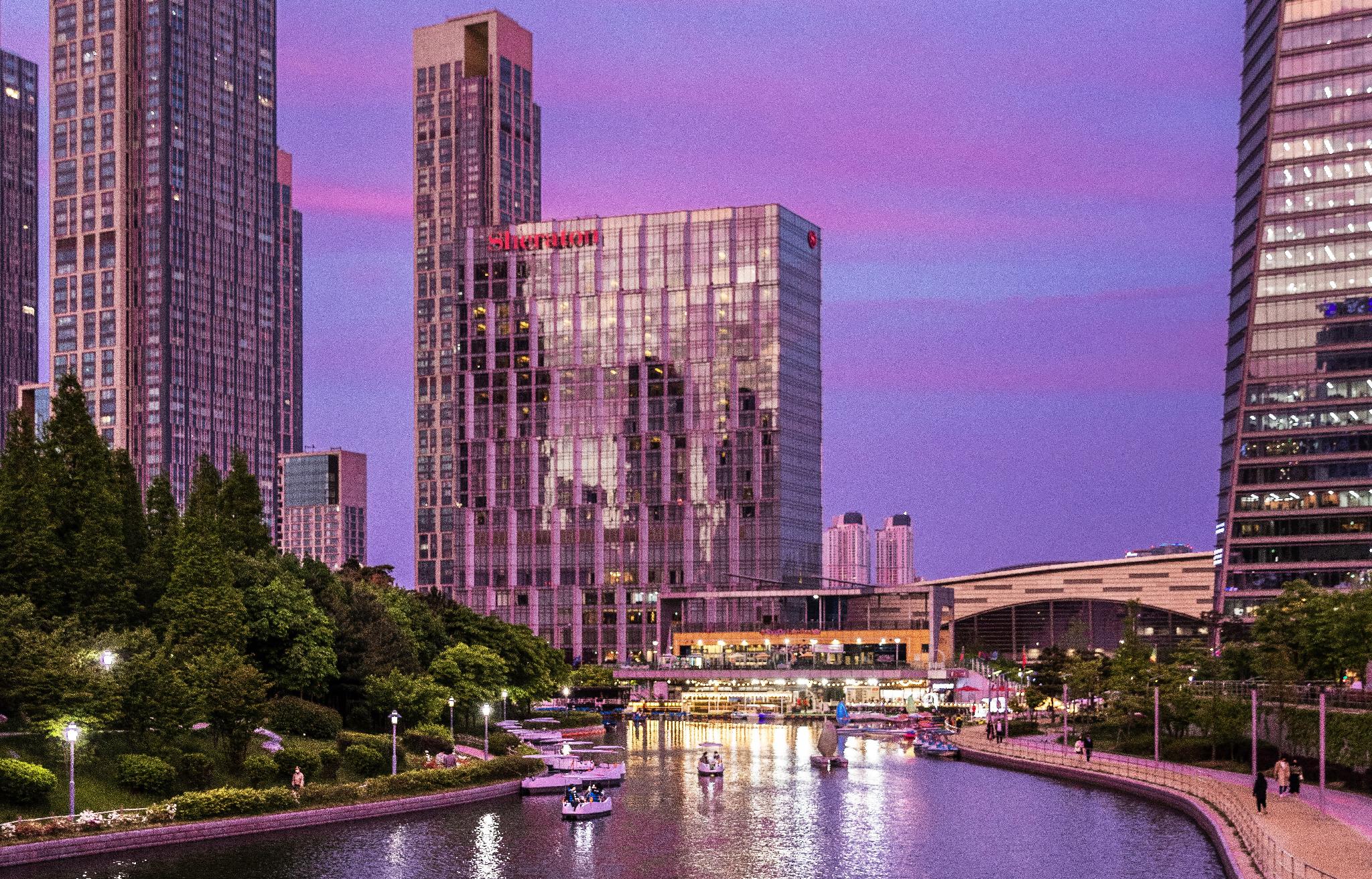 Ngoại cảnh khách sạn