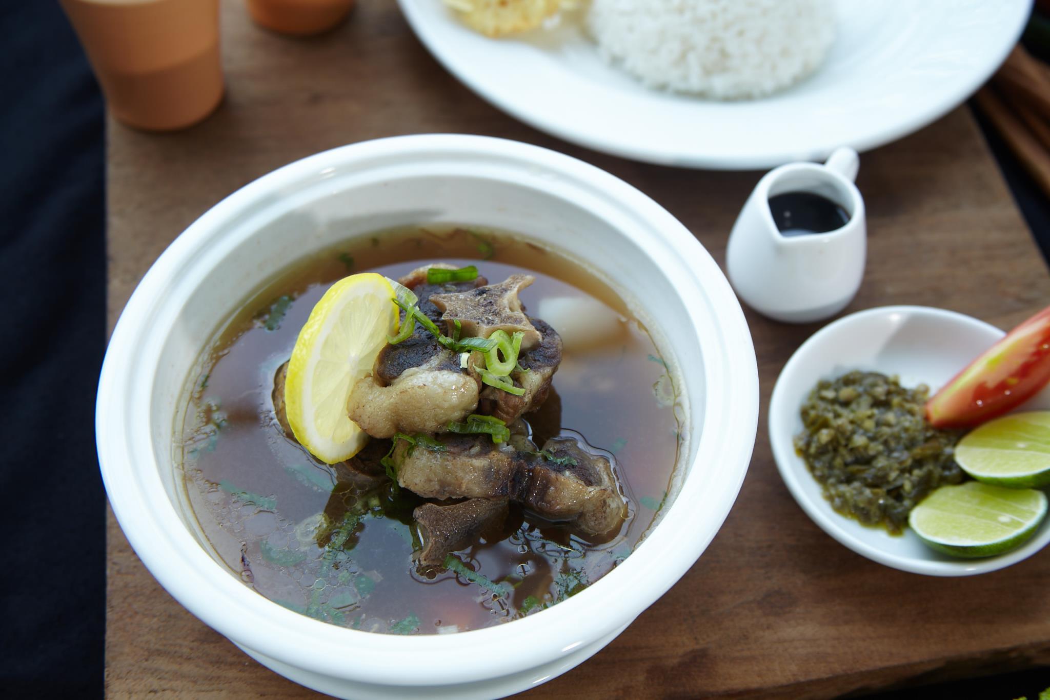 Đồ ăn và thức uống