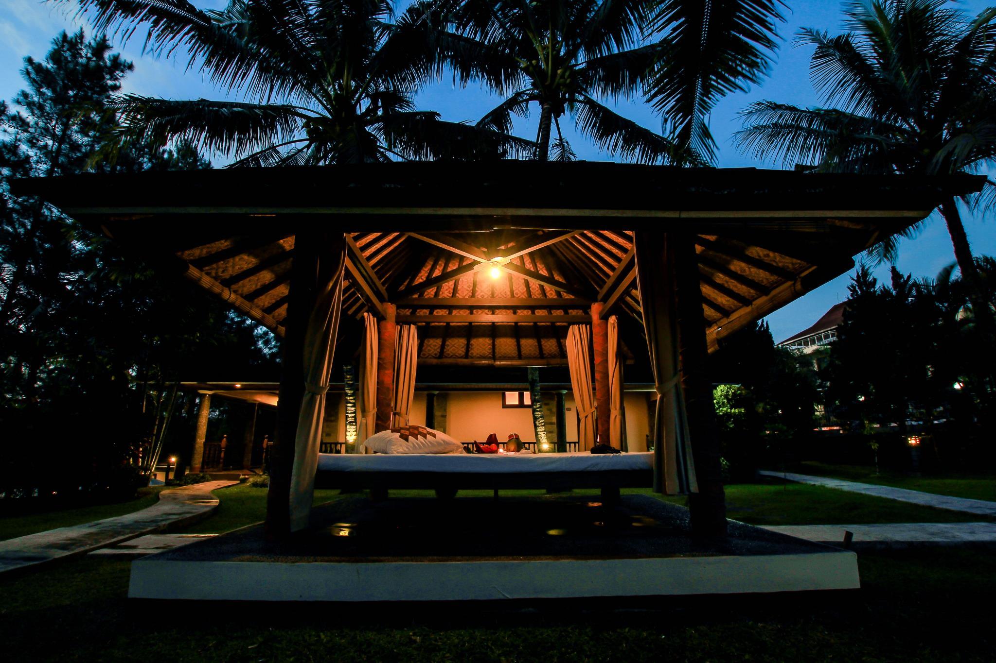 Ngoại cảnh khách sạn