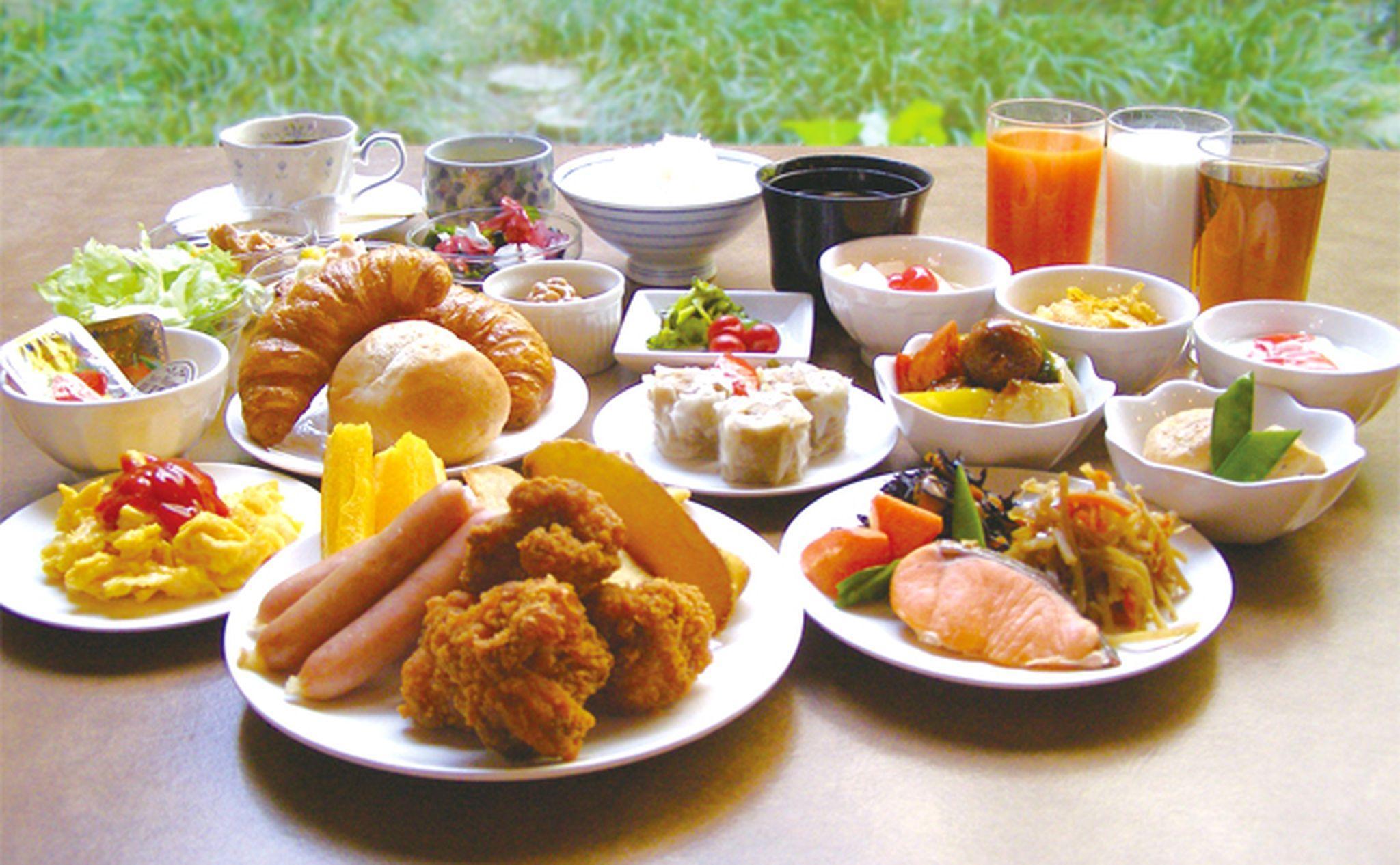 Đồ ăn và thức uống