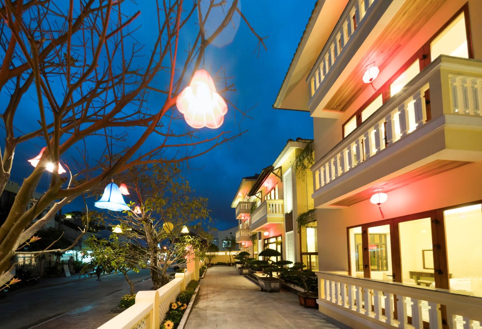 Ngoại cảnh khách sạn