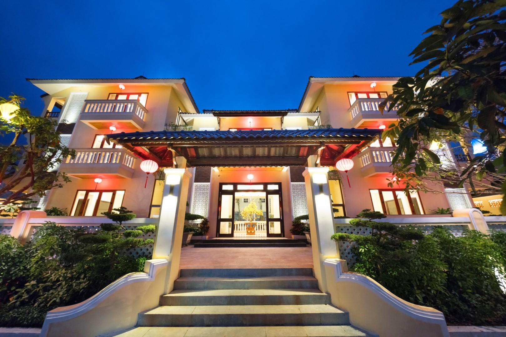 Ngoại cảnh khách sạn